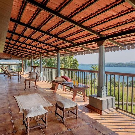 Saffronstays Anantham, Kamshet - Pet-Friendly Lakefront Villa With A Huge Verandah Nethersole Dam Exterior photo