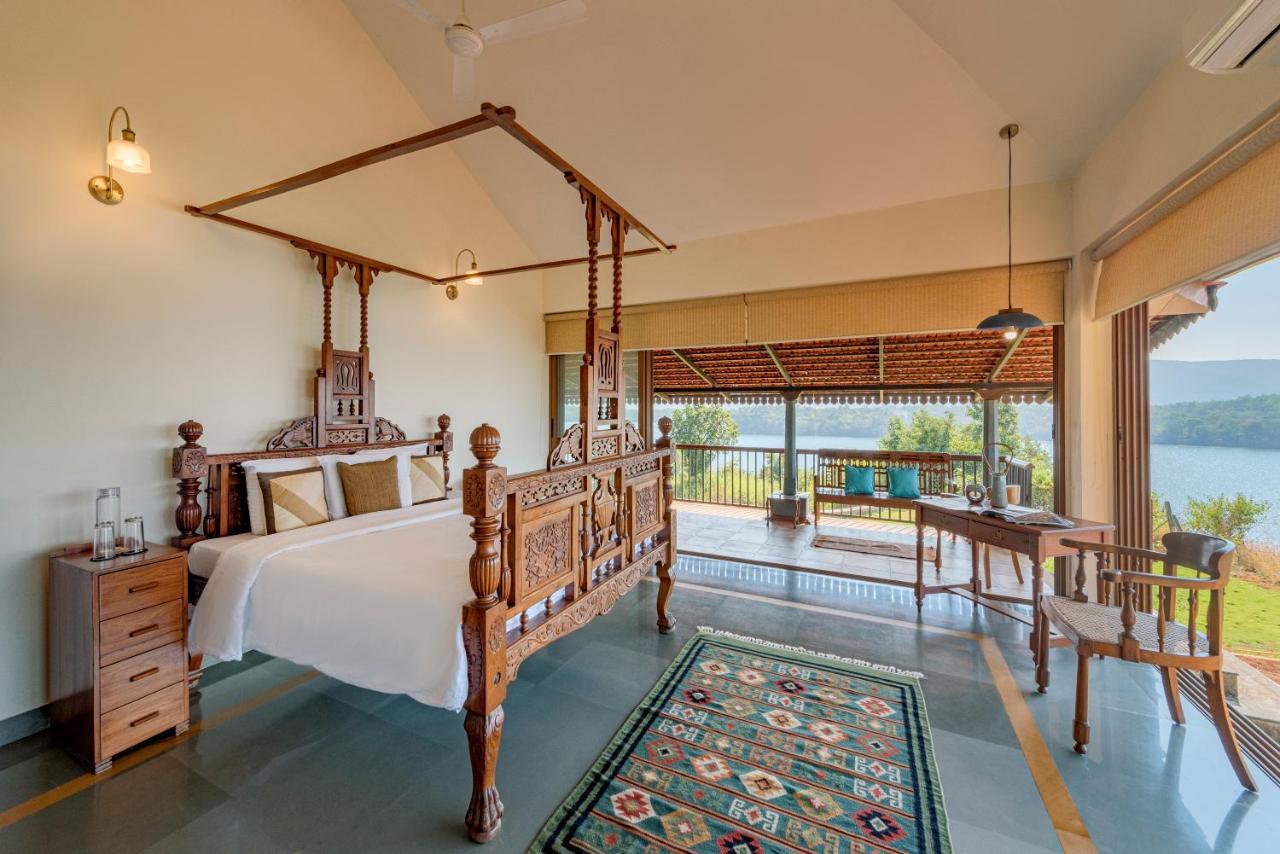 Saffronstays Anantham, Kamshet - Pet-Friendly Lakefront Villa With A Huge Verandah Nethersole Dam Exterior photo
